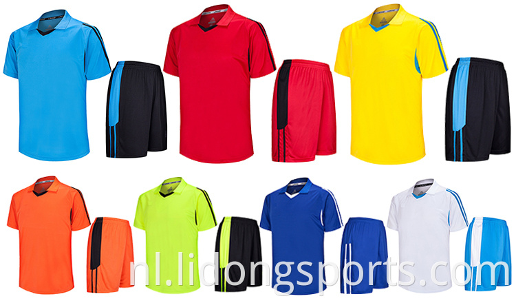 Groothandel leeg nieuw ontwerp voetballen Jersey sublimatie afdrukken aangepaste voetbaluniformen t -shirt met logo